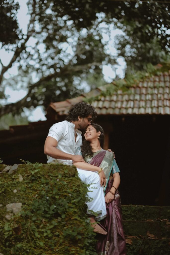 Romantic bride and groom photoshoot in Mannarkkad