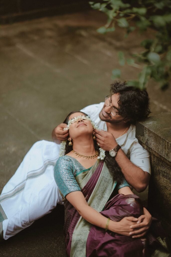Romantic bride and groom photoshoot in Mannarkkad